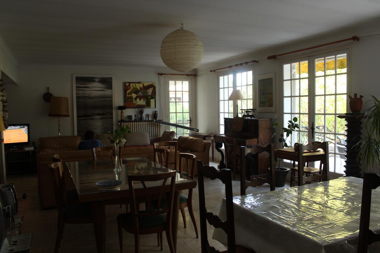 La Maison Blanche Bed & Breakfast แซงเตกูลฟ์ ภายนอก รูปภาพ