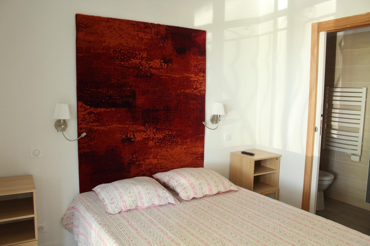 La Maison Blanche Bed & Breakfast แซงเตกูลฟ์ ภายนอก รูปภาพ